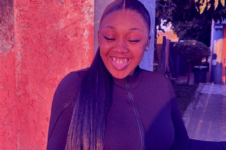 Evelyn, 28 — Escort in Letlhabile, South Africa