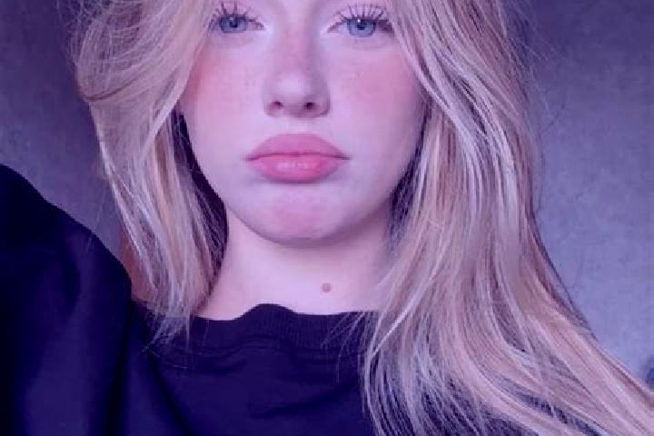Evelyn, 28 — Escort in Spasovo, Bulgaria