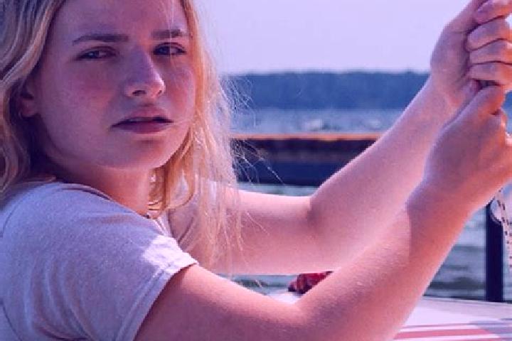 Evelyn, 28 — Escort in Sunfish Lake, United States