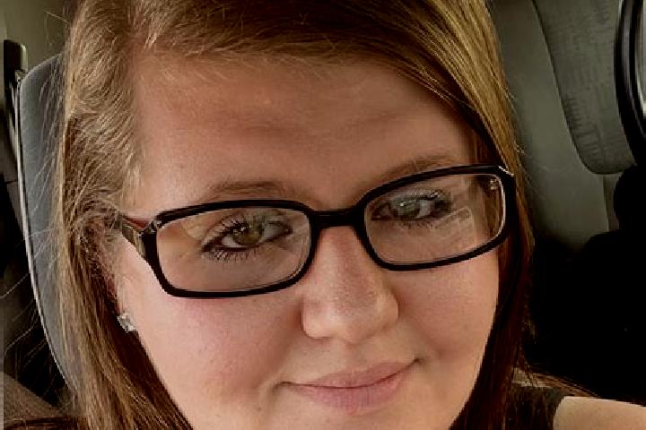 Evelyn, 28 — Escort in Uniontown, United States
