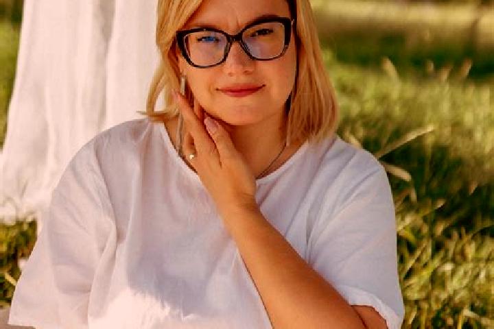 Evelyn, 29 — Escort in Iziaslav, Ukraine