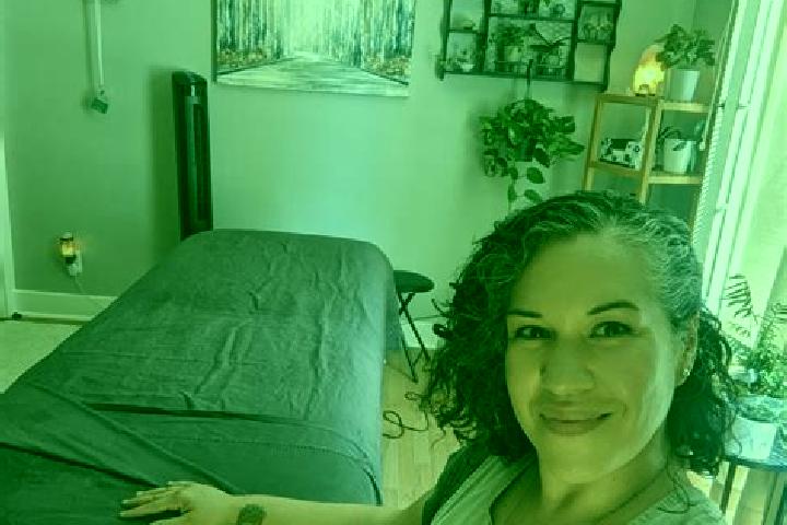 Evelyn, 30, a black grey-eyed latina companion based in Tuli. Offering Erotic Massage, GFE, Fetish. Available for incall and outcall, day and evening dates.