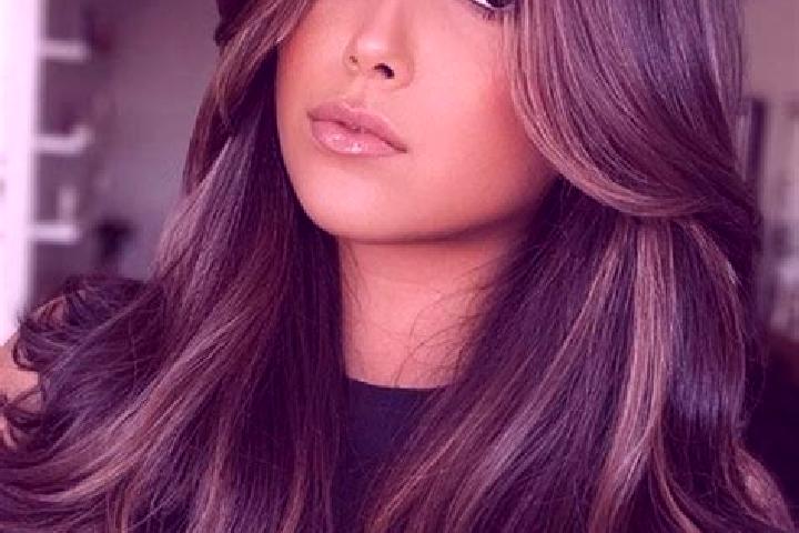 Evelyn, 30, a brunette dark-eyed mixed companion based in Reeseville. Offering A-Level, Prostate Massage, Deep French Kissing, Domination. Available for inca...