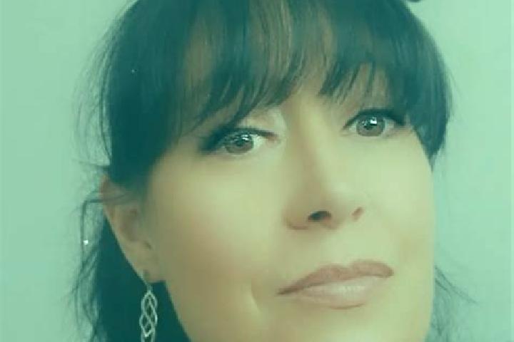 Evelyn, 30 — Escort in Chassenon, France