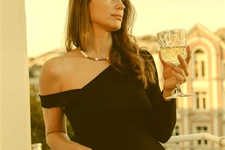 Evelyn, 30 — Escort in Dimitrovgrad, Bulgaria