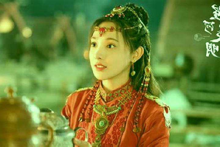 Evelyn, 30 — Escort in Jiaxuan, China