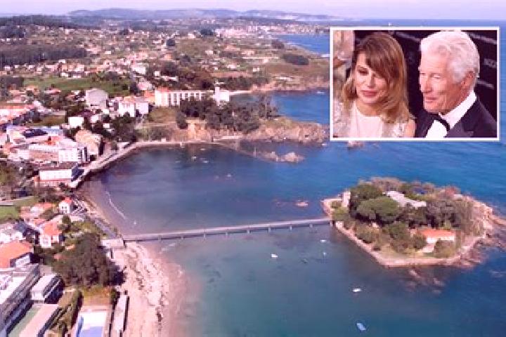Evelyn, 30 — Escort in Oleiros, Spain