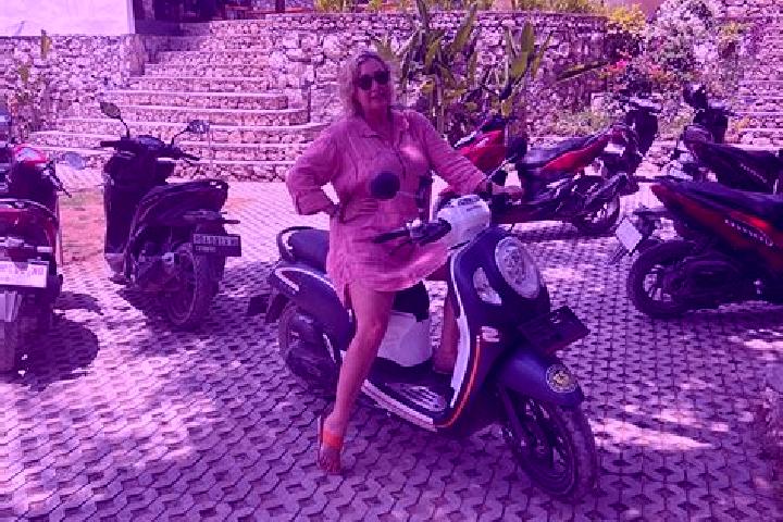 Evelyn, 30 — Escort in Ped, Indonesia