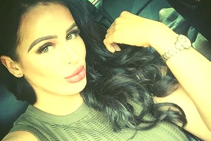 Evelyn, 30 — Escort in Vancouver, Canada
