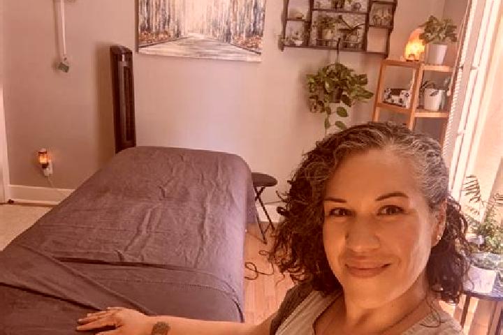 Evelyn, 31, a auburn hazel-eyed ebony companion based in Cabra del Santo Cristo. Offering Travel Companion, Tantra, Massage, Fetish. Available for incall and...