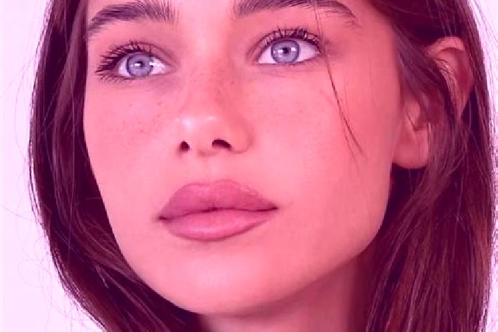 Evelyn, 31, a brunette blue-eyed slavic companion based in Grosseutersdorf. Offering Girlfriend Experience, GFE, Striptease. Available for incall and outcall...