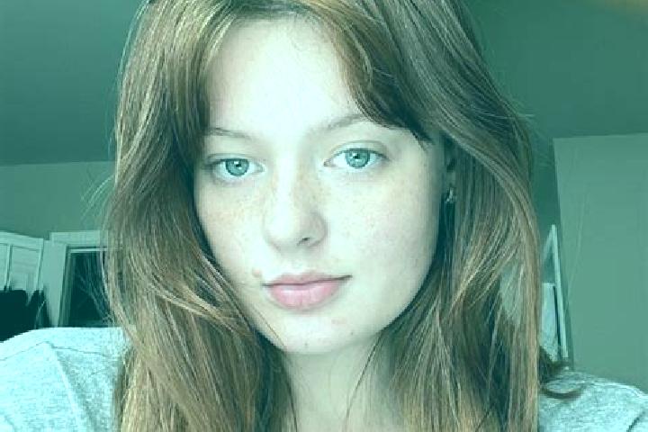 Evelyn, 31, a red grey-eyed caucasian companion based in Zhoutou. Offering 69, Deep French Kissing, OWO. Available for incall and outcall, day and evening da...