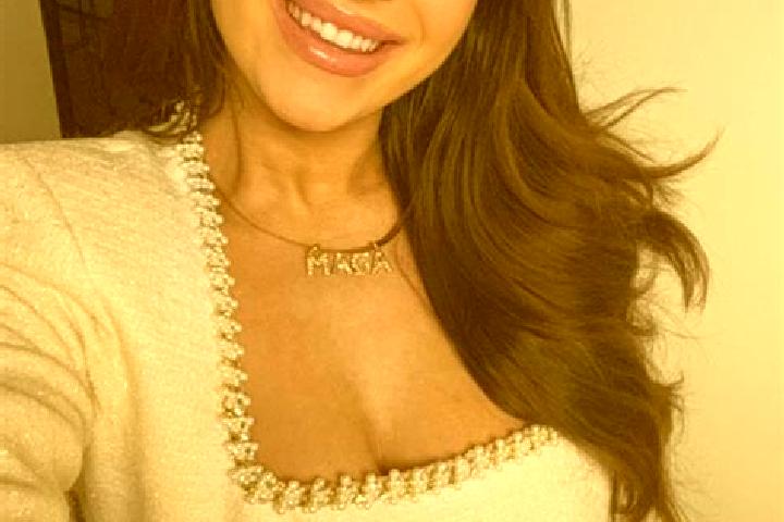 Evelyn, 31 — Escort in Bordeaux-Saint-Clair, France