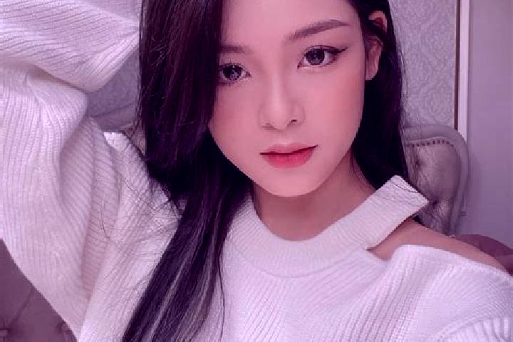 Evelyn, 31 — Escort in Gasi, China