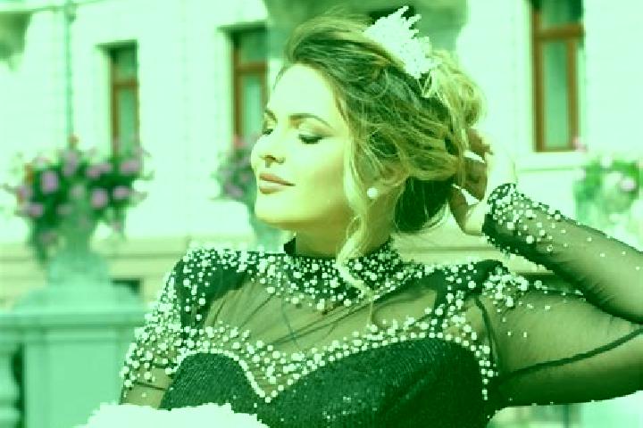 Evelyn, 31 — Escort in Komin, Czech Republic