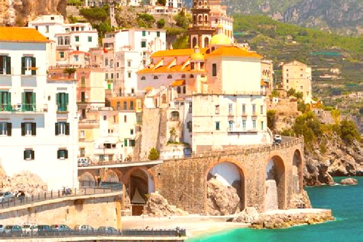 Evelyn, 31 — Escort in Voltaggio, Italy