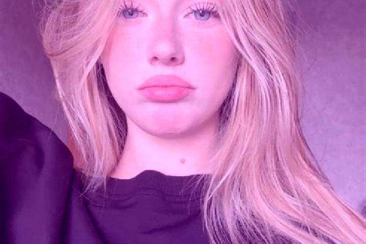 Evelyn, 31 — Escort in Vreren, Belgium