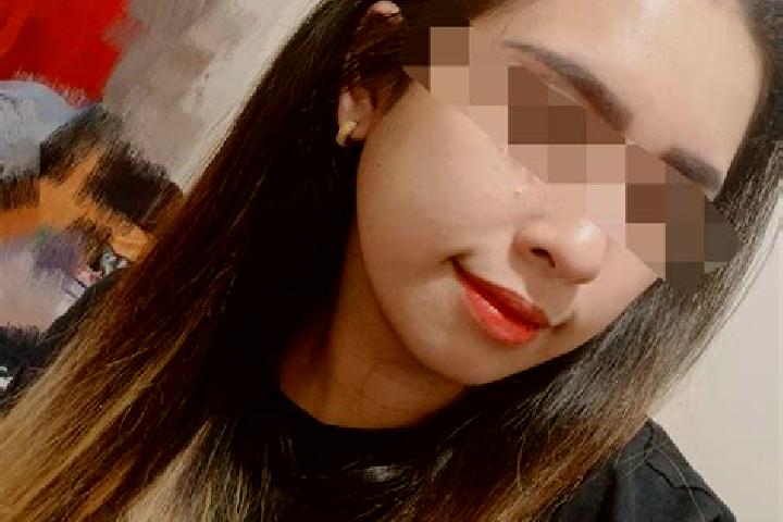 Evelyn, 32, a black grey-eyed mixed companion based in Mala Hrastice. Offering Party Girl, CIM, Tantra. Available for incall and outcall, day and evening dates.
