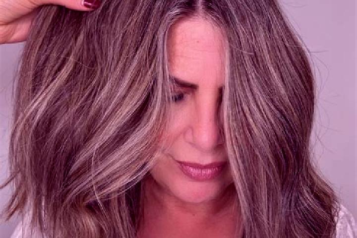 Evelyn, 32, a dark blonde grey-eyed caribbean companion based in Pengchang. Offering Erotic Massage, Tantra, CIM. Available for incall and outcall, overnight...
