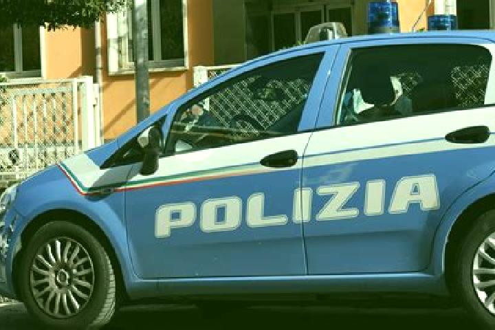 Evelyn, 32 — Escort in Albuccione, Italy