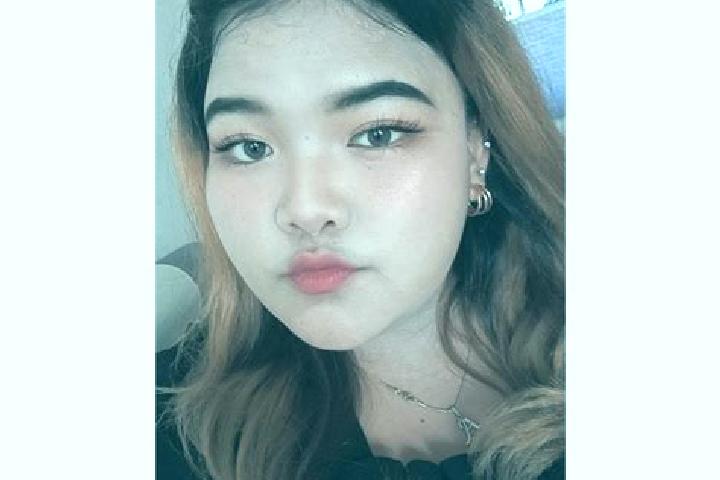 Evelyn, 32 — Escort in Candipuro, Indonesia