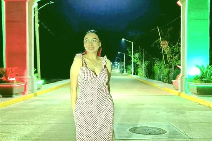 Evelyn, 32 — Escort in Hidalgotitlan, Mexico