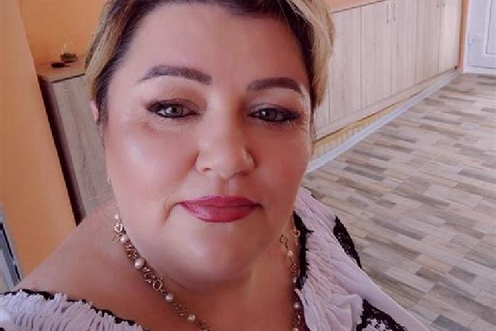 Evelyn, 32 — Escort in Mitoc, Romania