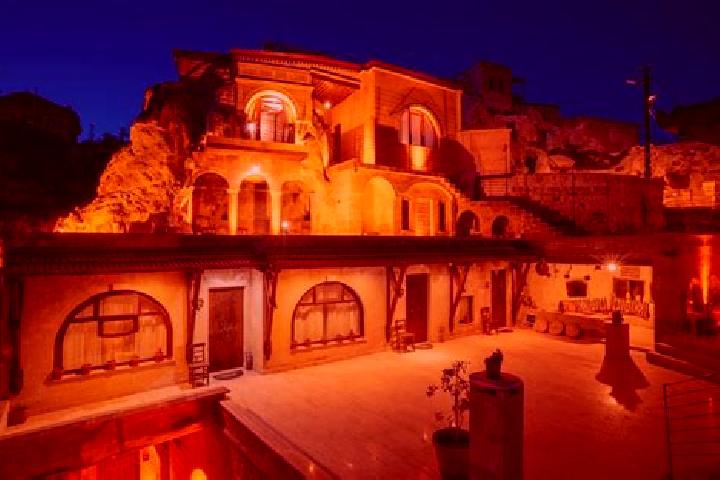 Evelyn, 32 — Escort in Nevsehir, Turkey