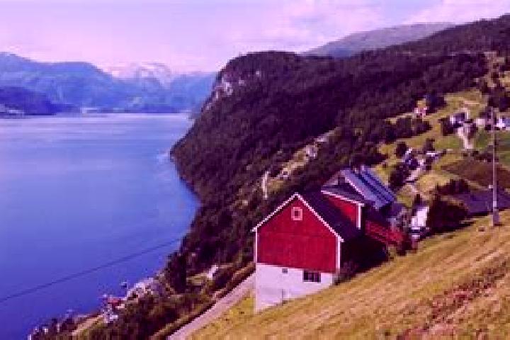 Evelyn, 32 — Escort in Nordfjordeid, Norway