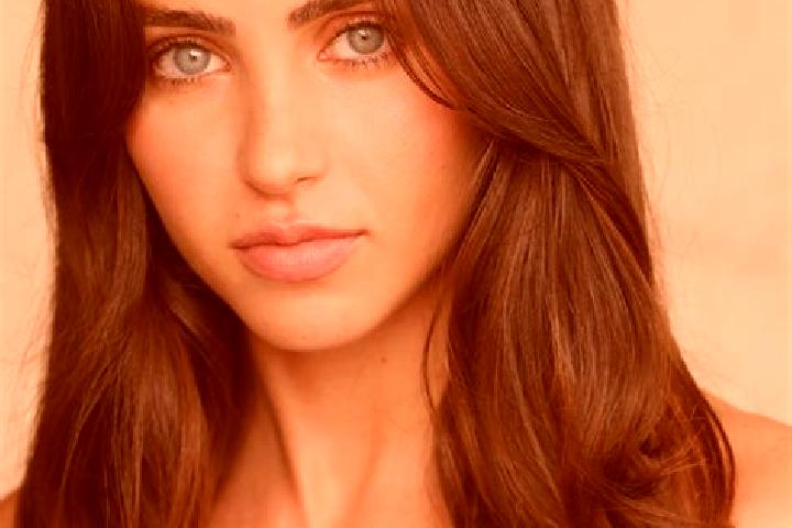 Evelyn, 33, a brunette dark-eyed mixed companion based in Arima. Offering GFE, Fetish, BDSM, Deep French Kissing. Available for incall and outcall, day and e...