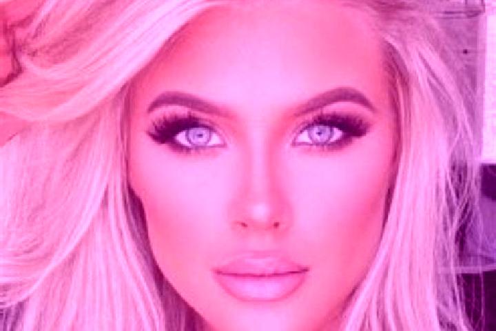 Evelyn, 33, a platinum blonde blue-eyed caucasian companion based in Puerto Ayora. Offering Duos, Fetish, Striptease. Available for incall and outcall, overn...