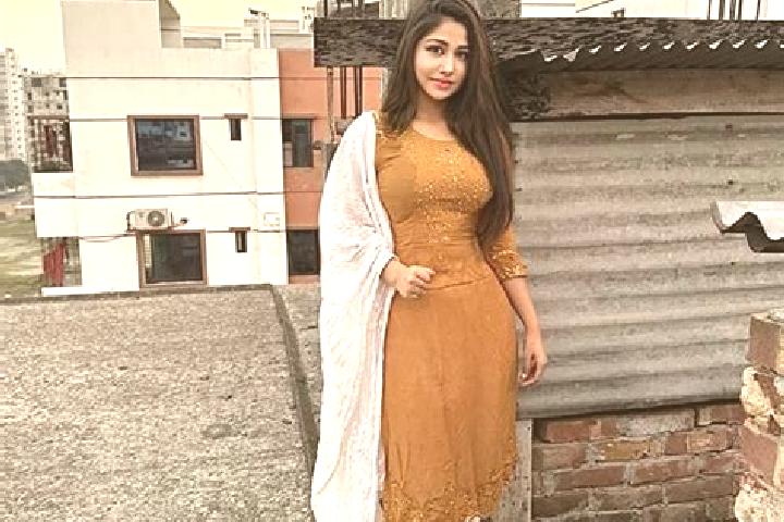 Evelyn, 33 — Escort in Dhaka, India