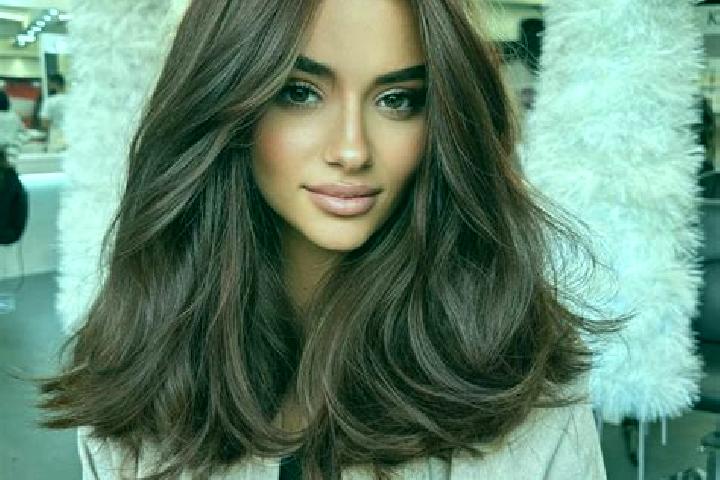 Evelyn, 34, a auburn brown-eyed latina companion based in Nagykata. Offering Striptease, Roleplay, A-Level. Available for incall and outcall, overnight booki...