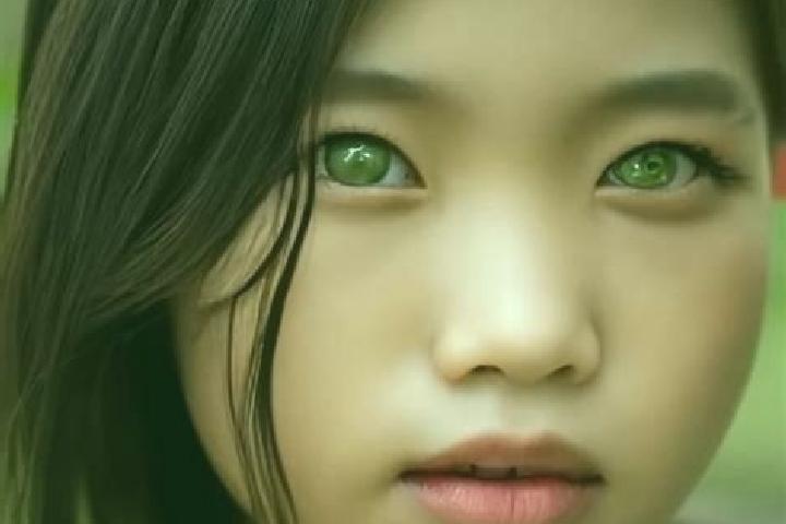 Evelyn, 34, a black green-eyed asian companion based in Ibate. Offering Tantra, Prostate Massage, GFE, 69. Available for incall and outcall, overnight bookin...