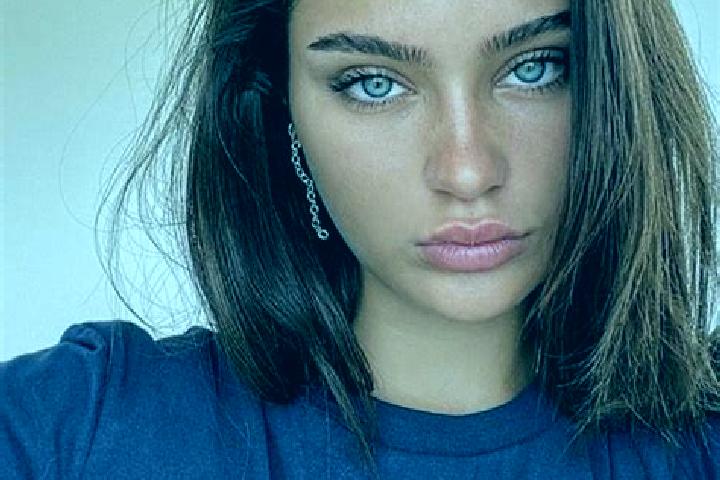 Evelyn, 34, a brunette blue-eyed caribbean companion based in Ghasam. Offering Travel Companion, Duos, Girlfriend Experience. Available for incall and outcal...
