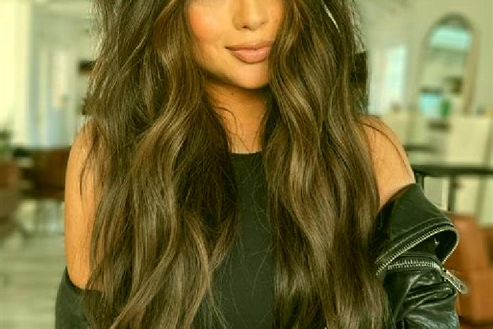 Evelyn, 34, a brunette dark-eyed asian companion based in Elsdorf. Offering BDSM, Massage, Dinner Date, Roleplay, Party Girl. Available for incall and outcal...