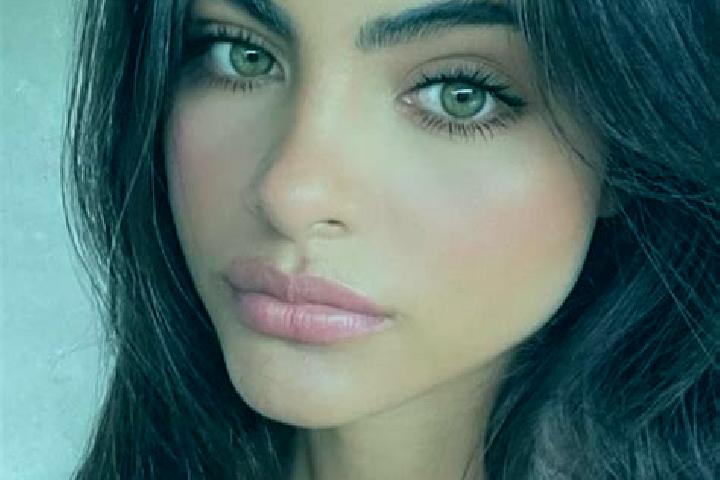 Evelyn, 34, a brunette hazel-eyed latina companion based in Quipapa. Offering Girlfriend Experience, Deep French Kissing, 69, Fetish. Available for incall an...