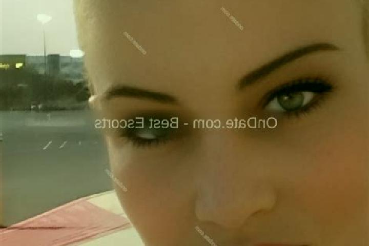 Evelyn, 34 — Escort in Clarcona, United States