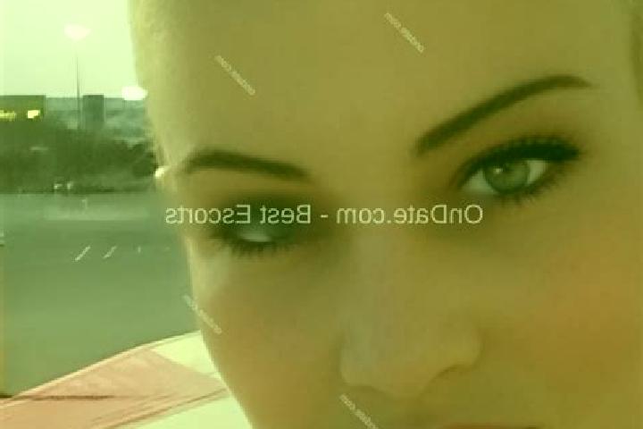 Evelyn, 34 — Escort in Doba, Romania