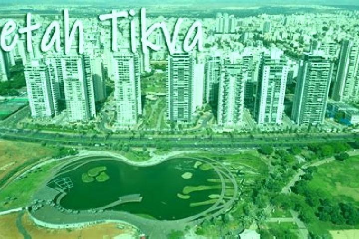 Evelyn, 34 — Escort in Mishmar HaYarden, Israel