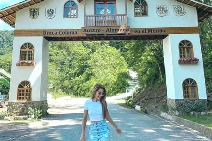 Evelyn, 34 — Escort in Pozuzo, Peru