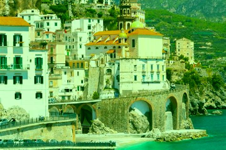 Evelyn, 34 — Escort in Trevi, Italy