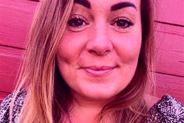 Evelyn, 34 — Escort in Wavrin, France