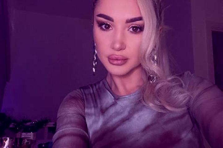 Evelyn, 35, a auburn grey-eyed middle eastern companion based in Alrmtheiah. Offering Erotic Massage, Deep French Kissing, Travel Companion. Available for in...