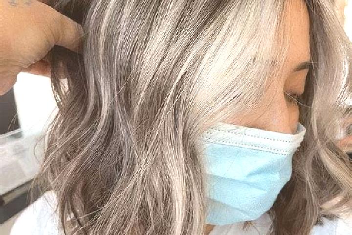 Evelyn, 35, a dark blonde grey-eyed mixed companion based in Phumi Andong Pouthi. Offering Tantra, Domination, Party Girl. Available for incall and outcall, ...