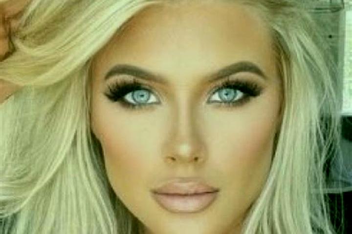 Evelyn, 35, a platinum blonde grey-eyed indian companion based in Giddings. Offering Duos, Striptease, Couples, Massage. Available for incall and outcall, ov...