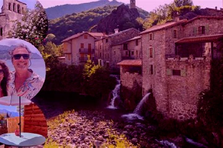 Evelyn, 35 — Escort in Burzet, France