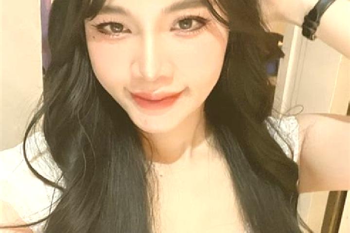 Evelyn, 35 — Escort in Huameung, Laos
