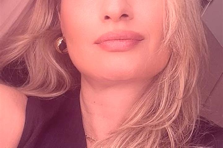 Evelyn, 35 — Escort in Seraincourt, France