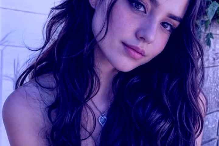 Evelyn, 36, a auburn hazel-eyed middle eastern companion based in Casillas. Offering GFE, OWO, Striptease, Party Girl. Available for incall and outcall, day ...